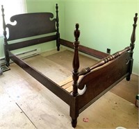 Poster Bed - Full Size