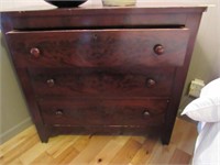 3 Drawer Grain Painted Chest of Drawers with Boot