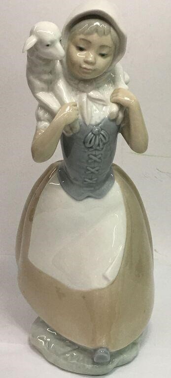 Nao Spain Porcelain Figurine, Girl & Lamb