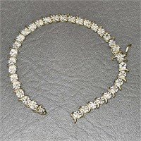Diamond Bracelet 10k Gold Damaged Will Need a Pin