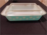 Vintage Space Saver Pyrex with Lid Casserole S