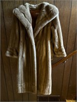 "Lykafur" Long Faux Fur Coat