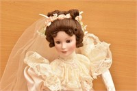 Ashton-Drake ELIZABETH'S 1900's WEDDING DRESS Doll