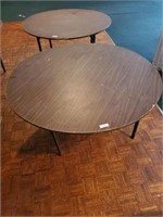 5' circumference X 29" H Round Table