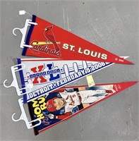 Qty 3 Sports Banner with Cardinals