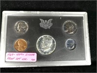 1968 Proof Set in Large Black Case