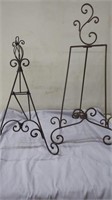 Estate. 2 Table Top Display Easels Iron/Metal