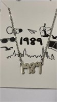 New Taylor Swift 1989 necklace17-19 inches long