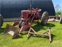 MCCORMICK FARMALL H, W/ FACTORY BOOM AND BUCKETS