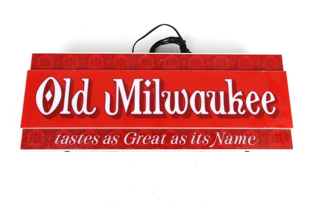 VINTAGE OLD MILWAUKEE BEER SIGN LIGHT