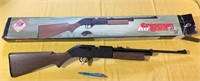 CROSMAN 760 PUMPMASTER BB/PELLET GUN WITH BOX
