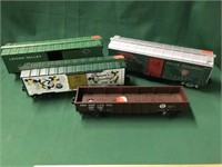 Assorted Lionel Train Cars