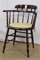19C CAPTAINS CHAIR W TURNED STILES