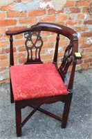 33" x 27" Corner Chair