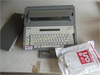Brother portable word processing  typewriter,
