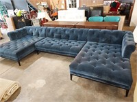 Sectional sofa, see pics