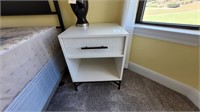 2PC NIGHTSTANDS