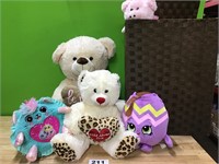 Large Lot of Stuffed Animals