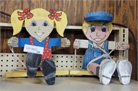 WOOD BOY & GIRL TREE SWING DECORATIONS