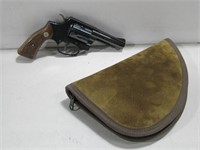 Smith & Wesson 38 Special Revolver Mod 36-1 & Case