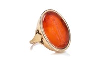 ANTIQUE 9K GOLD AND CARNELIAN INTAGLIO RING, 12.1g
