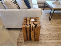 ACCENT TABLE