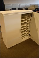 ENCLOSED FORMS CABINET