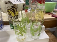 5 - VINTAGE WESTERN THEMED DRINKING GLASSES