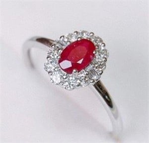 0.5ct natural pigeon blood ruby ring in 18k gold