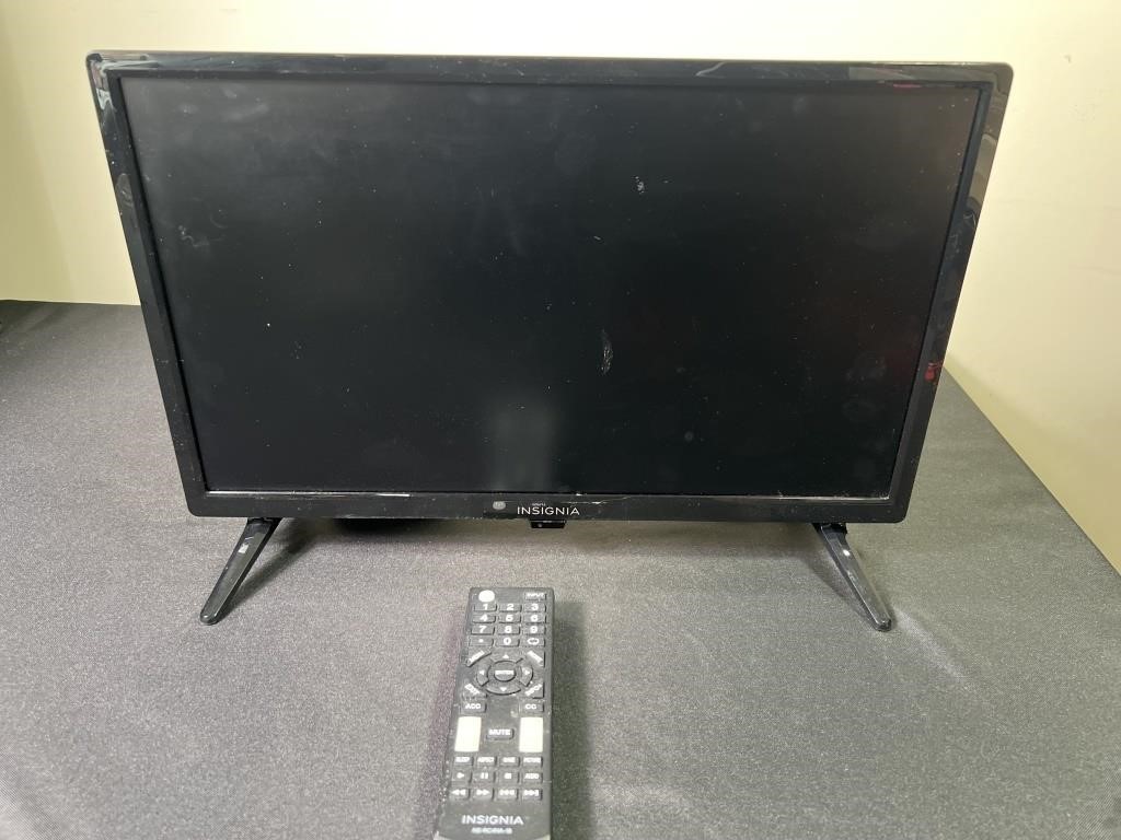 Insignia LED TV w/ Remote