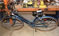 Schwinn Suburban Cruiser model bicycle with