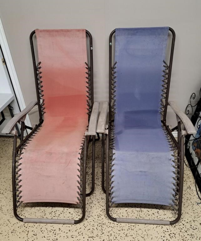 Pair of Zero Gravity Lounger Chairs