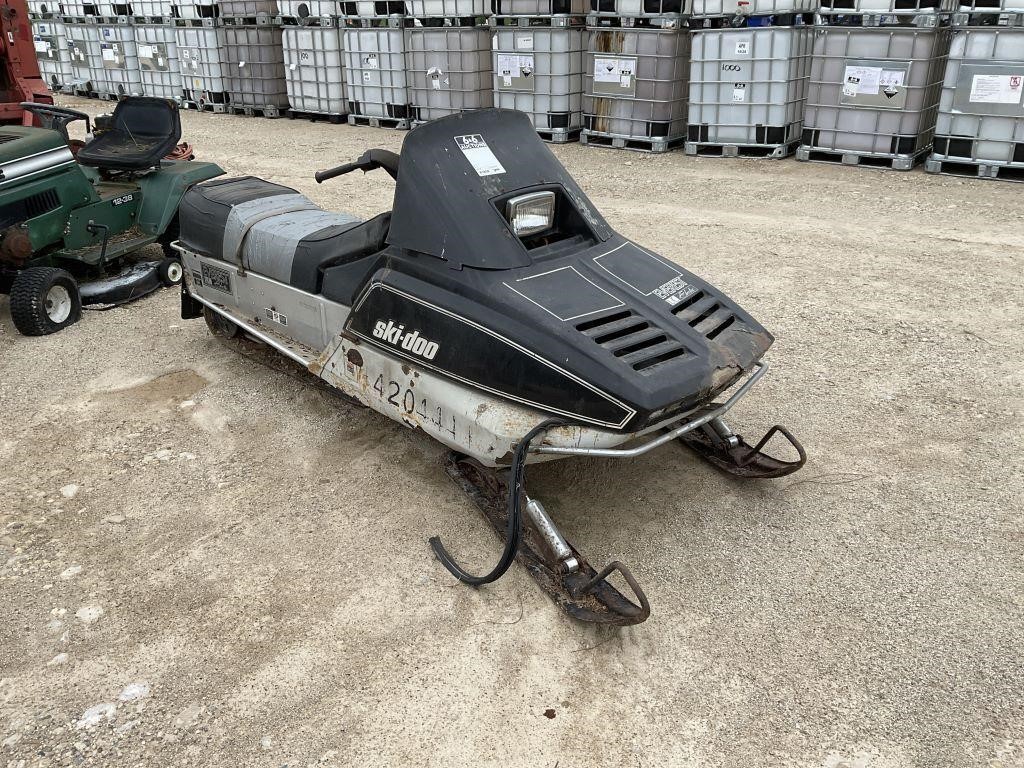 1979 Ski Doo Everest Snowmobile