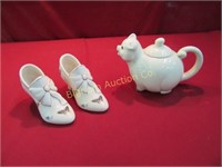 Porcelain Shoes, Pig Tea Pot, 3pc Lot