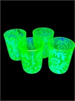 Uranium vaseline Glass Northwood opalescent cups