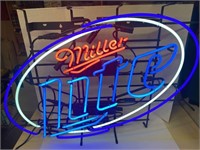 Miller Light Neon Sign (worked when tested)