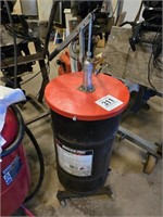 Gear oil w/ pump & roller stand
