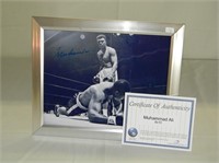 Muhammad Ali signed photo 8x10 frame