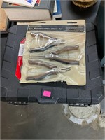 42-Pc Craftsman Tools & Needle Nose Pliers