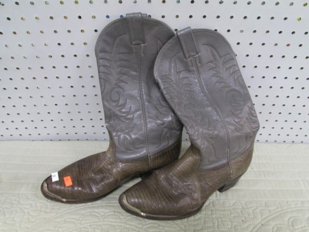 NOCONA WESTERN BOOTS -- SZ?