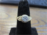 14kt Gold Diamond Ring Size 7.5 2.5 grams