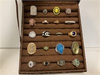 20 Fashion Jewelry Rings, display not included