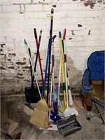 Hand Tools (Located In Basement)