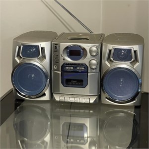 Durabrand Portable Stereo/ CD Player Model CD