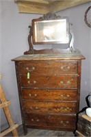 ANTIQUE BEDROOM DRESSER