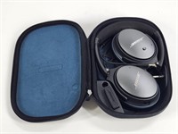 BOSE HEAD PHONES W/ CASE