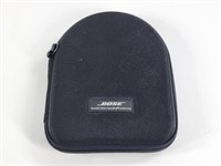 BOSE HEAD PHONES W/ CASE