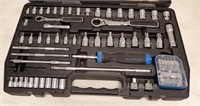 NAPA SOCKET SET, SAE, IN CASE