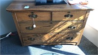 Oak Dresser 40x27