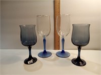 4 Wine Glasses